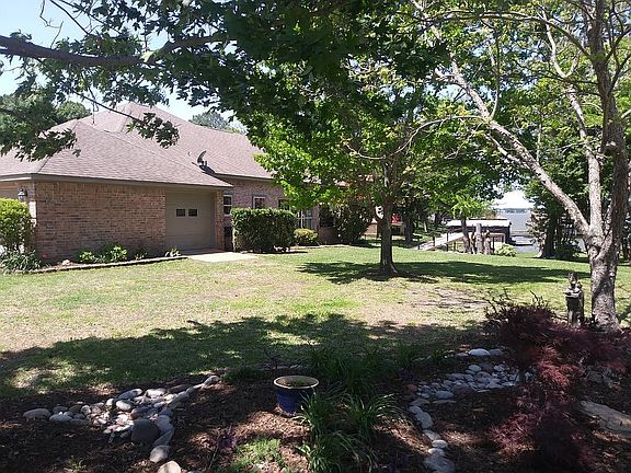 3rd image of 79 Shoreline Dr