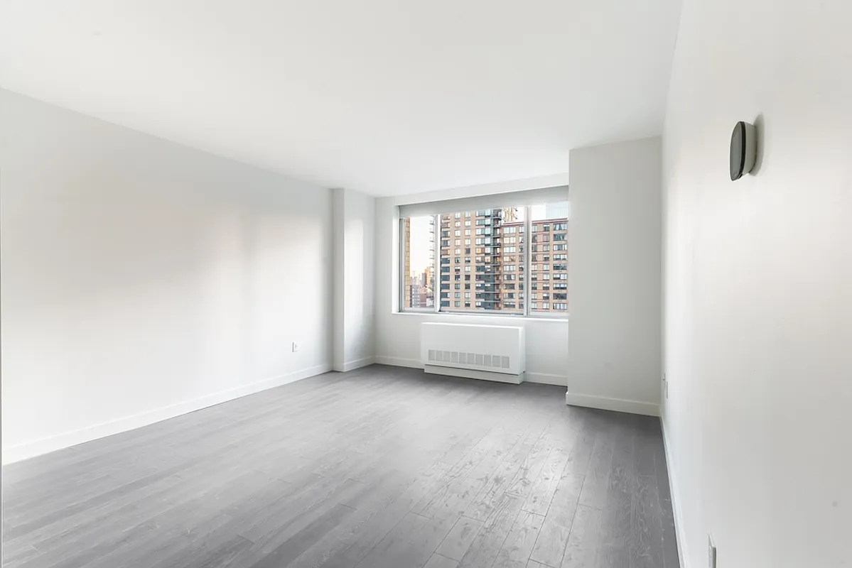 101 West End Avenue 10P