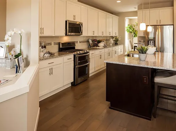 19297 Lupine Ln N, Hamel, MN 55340