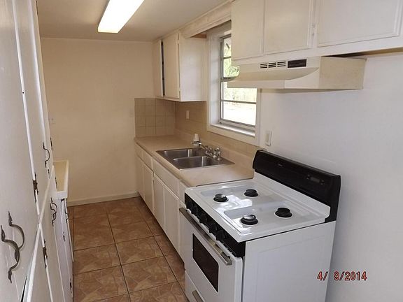 4th image of 727 Crestview Ave