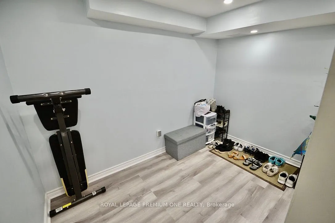2 bed, $1,800 — Photo 4