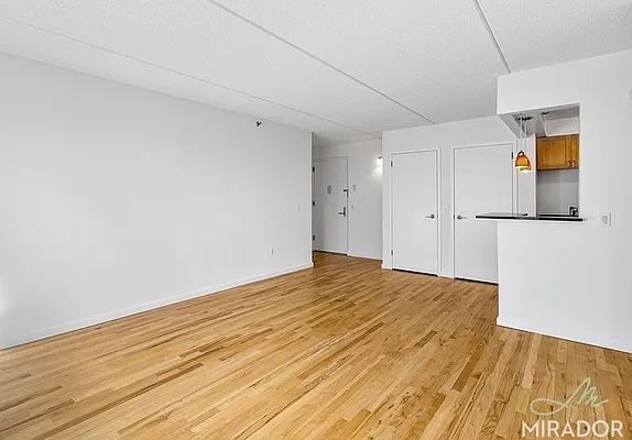Sold by Mirador Real Estate | media 4