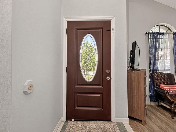 4th image of 10535 Walnut Glen Dr