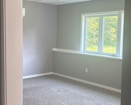 5th image of 905 7th Ave E