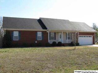 107 Spring Tanner Rd, Hazel Green, AL 35750