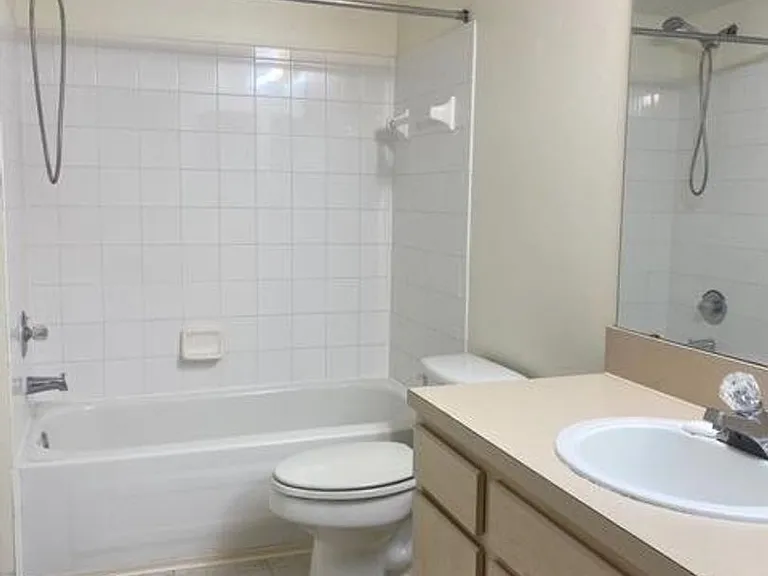 725 Crest Pines Dr #426 — Photo 10