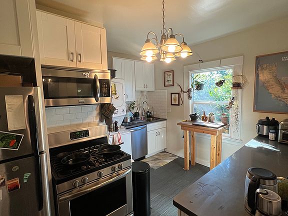3rd image of 704 E 17th St #704