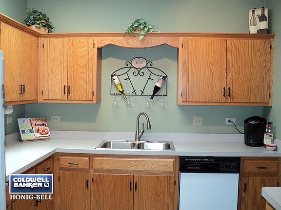 5th image of 1082 Chovan Dr #1802