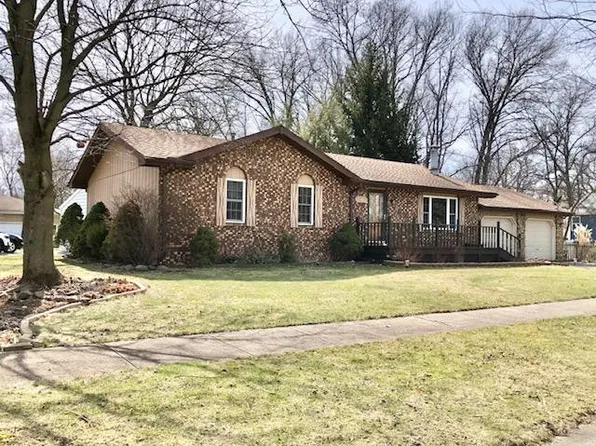 1801 Hickey St, Hobart, IN 46342