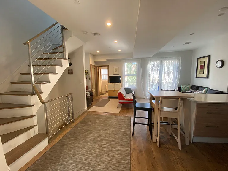 12 Ward St #2 — Photo 3