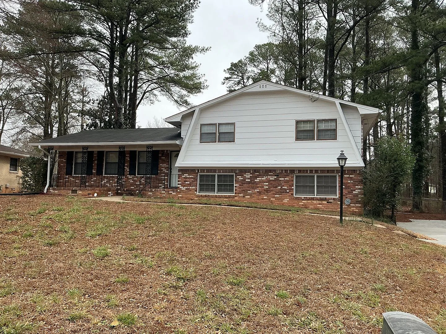Move-in Ready Ranch with Recent Enhancements — Photo 1