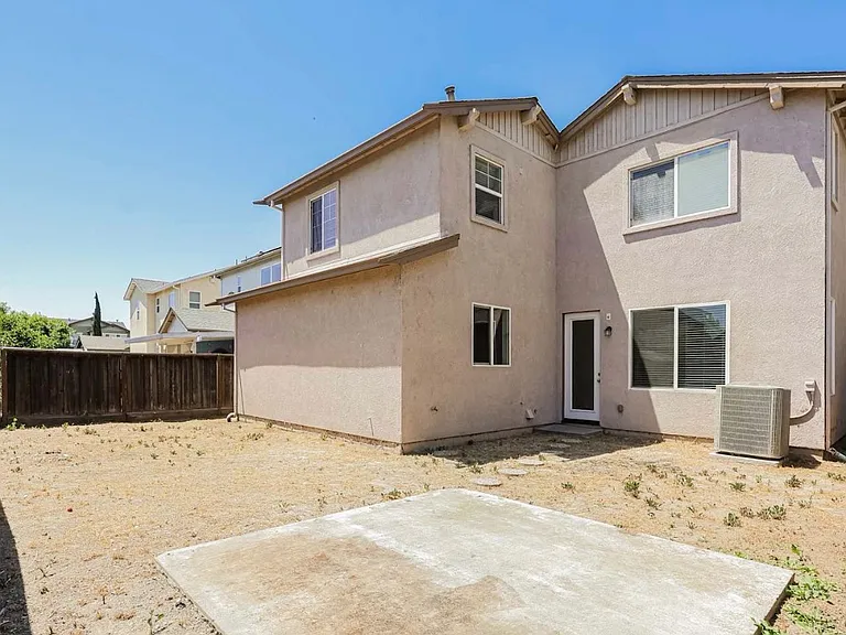 2742 Cobbler St — Photo 13