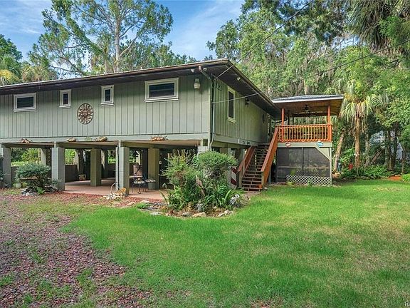 2nd image of 5566 S Park Hill Way