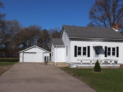 46249 Vineyard Ave, Shelby Township, MI, 48317