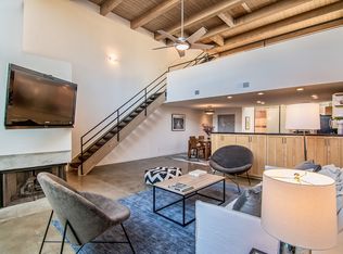 1813 Arizona Ave UNIT 2, Santa Monica, CA 90404