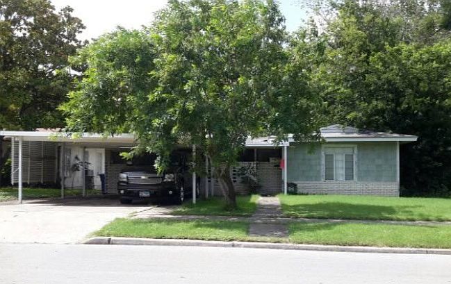 1st image of 219 Dawnview Ln