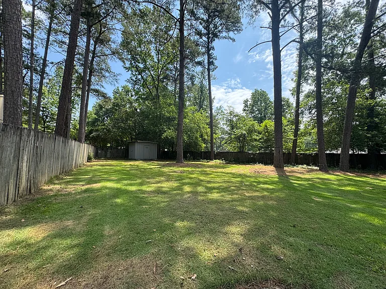 6108 King William Dr — Photo 18
