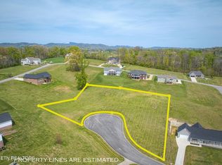 3040&3032 Hayden Ct, Morristown, TN 37814