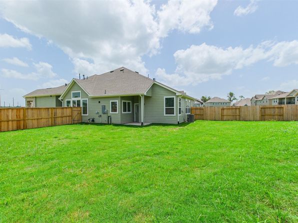 1547 Cathedral Bend Dr