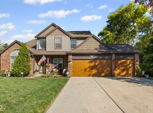 4776 Oakton Way, Greenwood, IN 46143