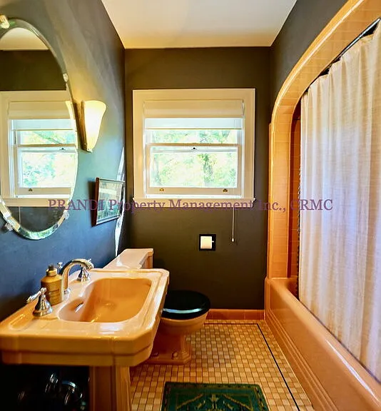 124 Prospect Ave — Photo 33