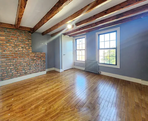 Rented by RELEASE NY | media 2