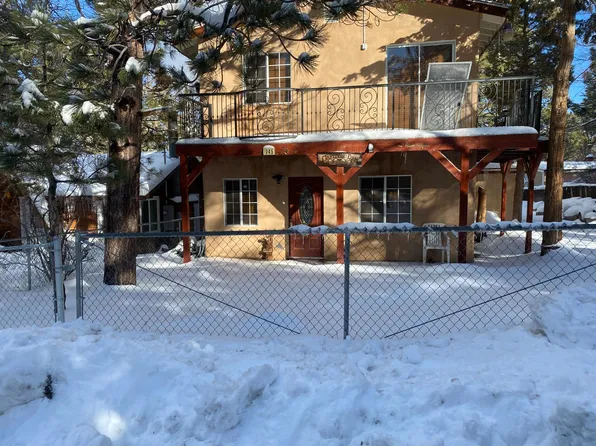 745 Sunset Ln, Sugarloaf, CA 92386