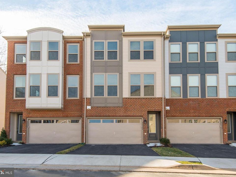 1st image of 42482 Dogwood Glen Sq