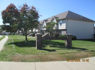 8622 N Mersington Ln, Kansas City, MO 64156