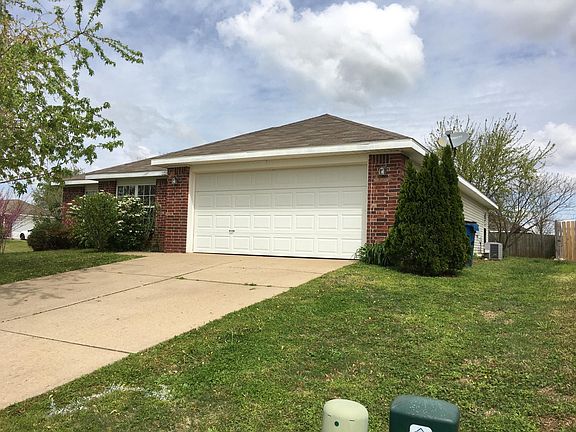 4th image of 6406 SW Meadow Well Ave