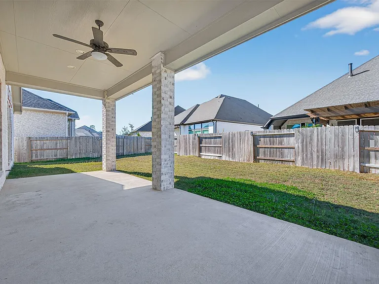 15330 Legacy Park Way — Photo 50