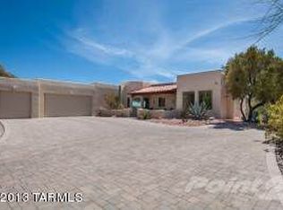5680 E Center Village Dr, Tucson, AZ 85750