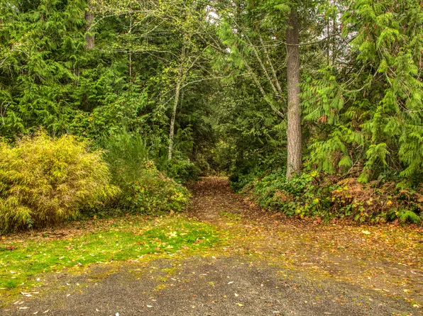 Springridge Rd NE, Bainbridge Island, WA 98110