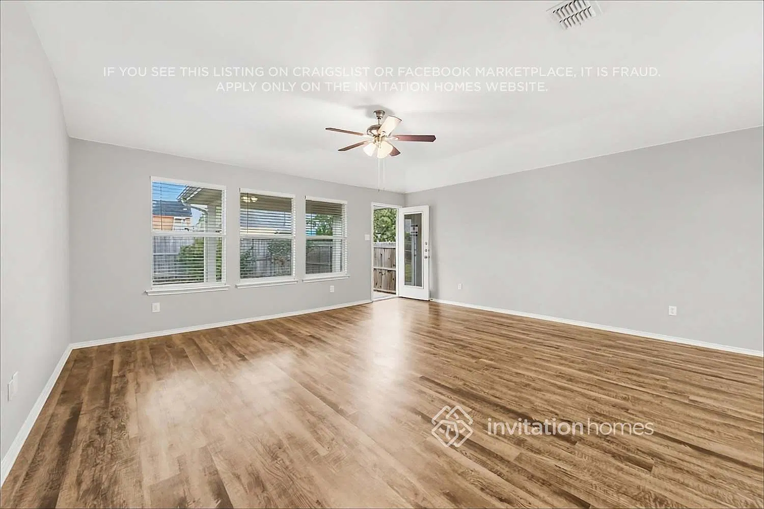 1020 Salt Creek Trl Fort Worth, TX 76131 — Photo 3