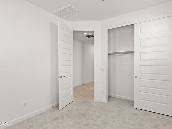 5th image of 1741 E QUESTA Drive
