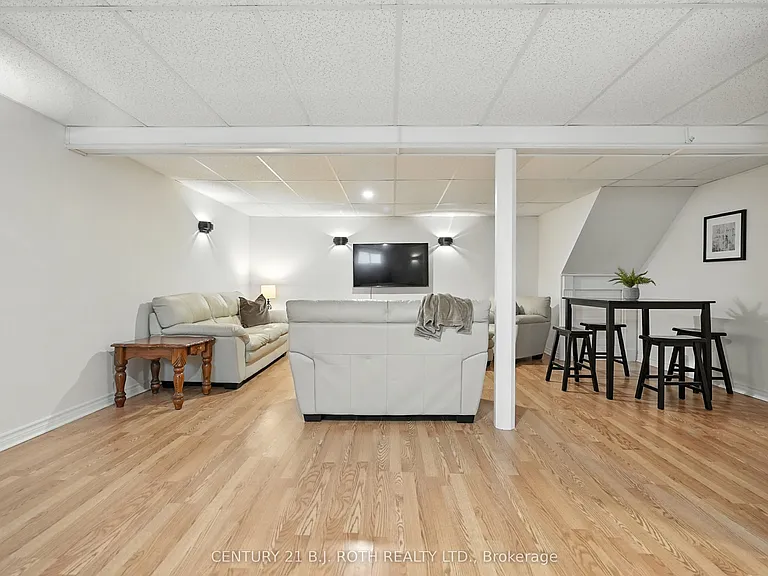 41 Market St #BASEMENT — Photo 2