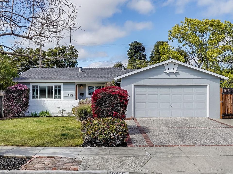1st image of 10425 Farallone Dr
