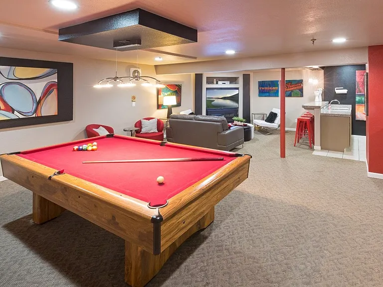 Convenient Living near Historic Humboldt District! — Photo 19