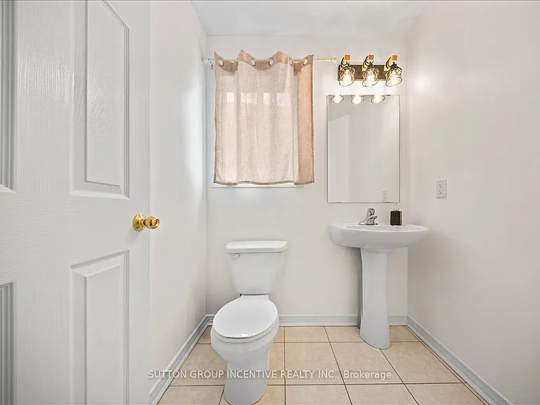 1200 Mary Lou St — Photo 4
