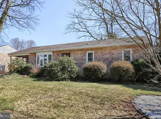 304 Sharon Dr, New Cumberland, PA 17070