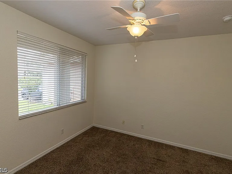 17007 Tremont St — Photo 26