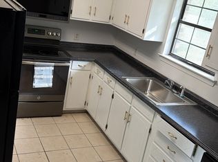 814 Cedar Grove Ave, Picayune, MS 39466