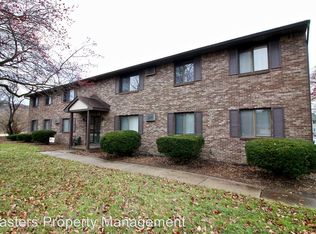 28181 Simmons Rd APT 8, Perrysburg, OH 43551