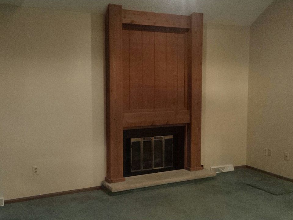 Great Room w/FP