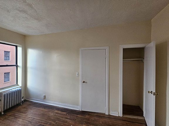 4th image of 2415 Newkirk Ave APT 3O