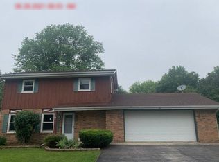 13 Hickory Ct, Yorkville, IL 60560