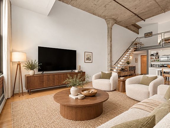 3rd image of 156 Porter St APT 317