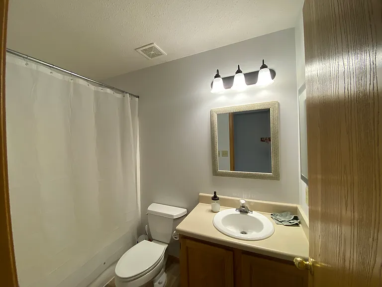 4045 Ballard Cir — Photo 14