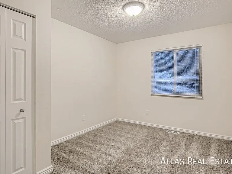 7240 Roaring Spring Ter — Photo 17