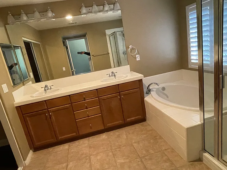 19712 Ellis Henry Ct — Photo 12